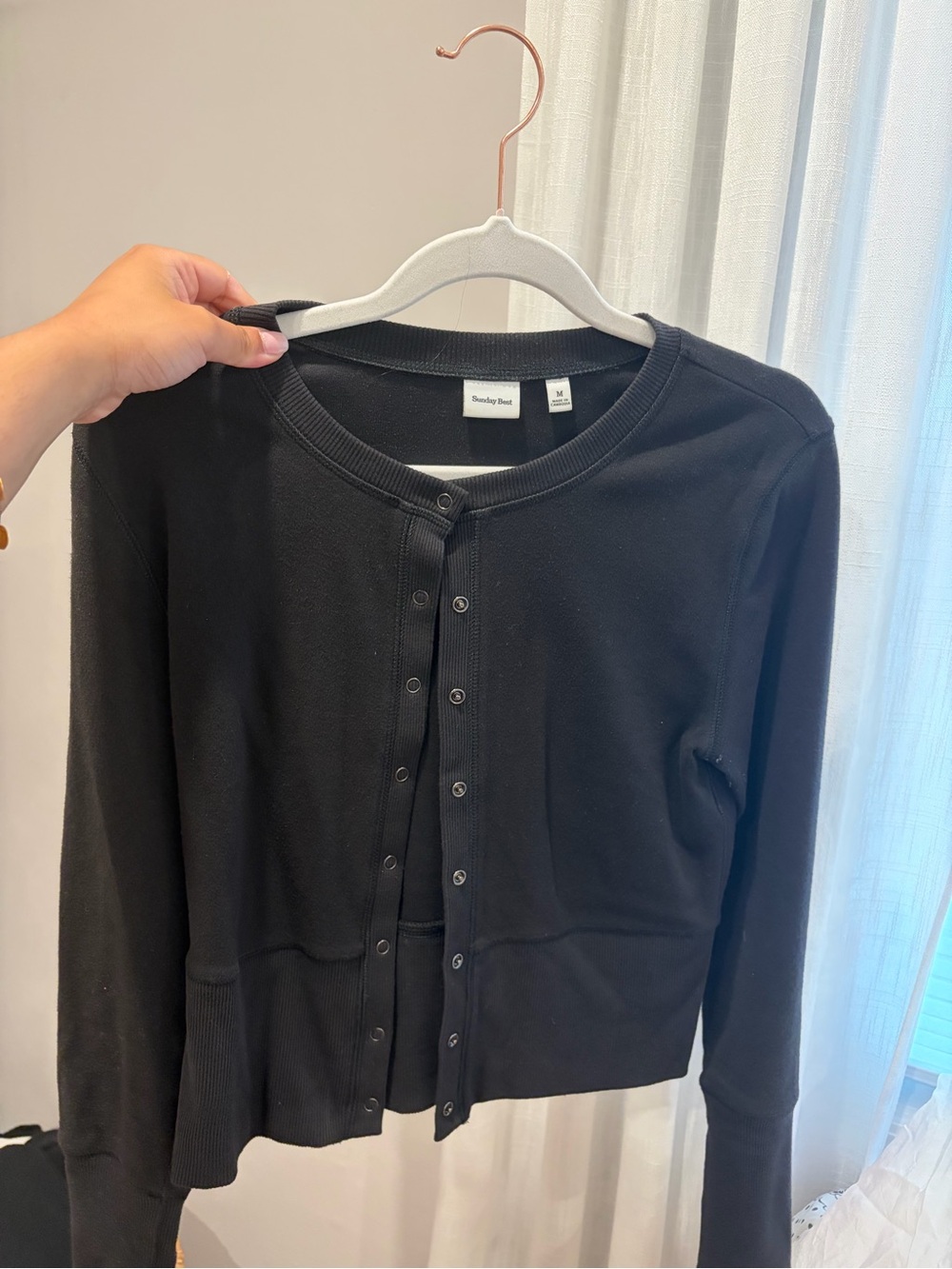 Aritzia Sunday best cardigan button snap